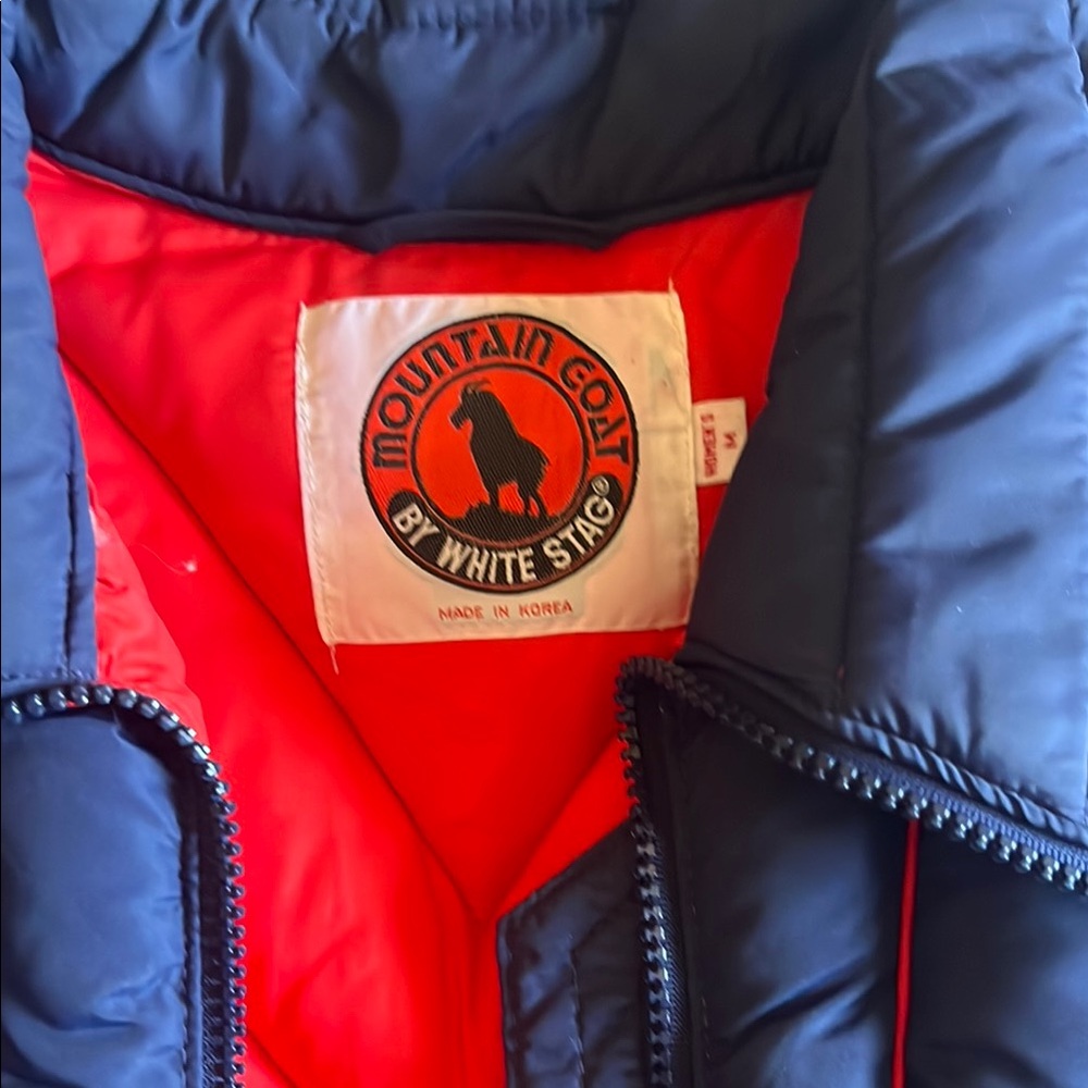 White Stag Mountain Coat in Blue and Red